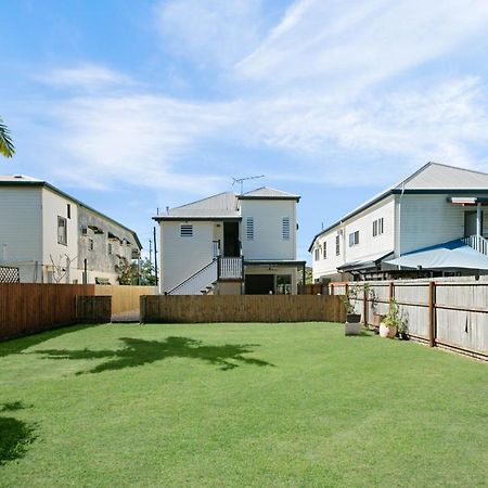 Estilo Bed And Breakfast Cairns Exterior photo