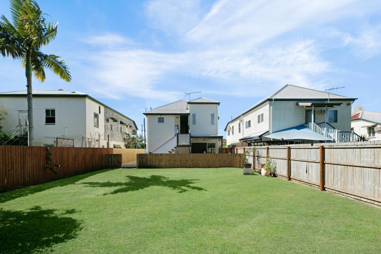 Estilo Bed And Breakfast Cairns Exterior photo